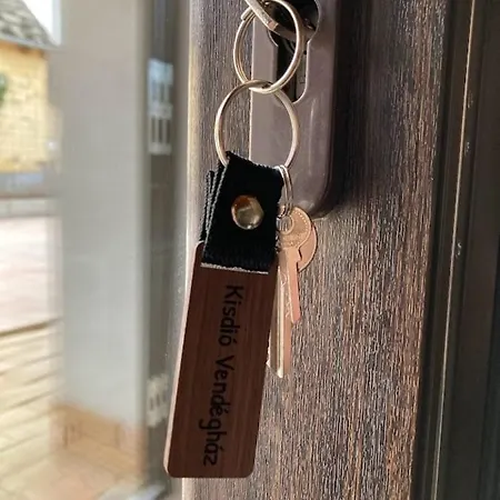 Kisdio Vendeghaz * Dég